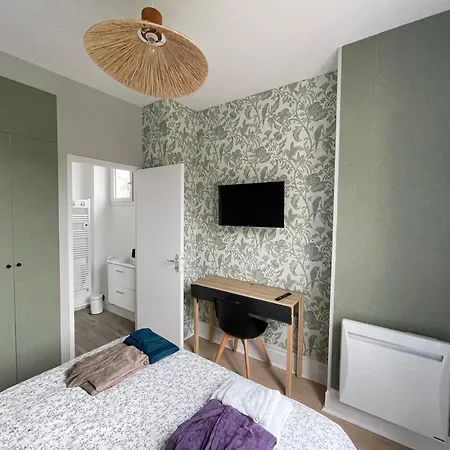 Le Treize Au Coeur Du Bouchon