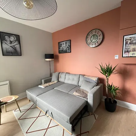 Le Treize Au Coeur Du Bouchon Apartment *