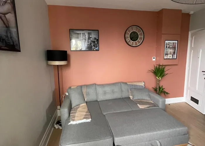 Le Treize Au Coeur Du Bouchon Apartment